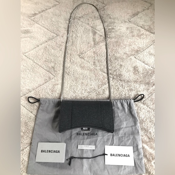❌❌❌SOLD❌❌❌BALENCIAGA Extra Small Hourglass Sparkle Wallet on a Chain - Picture 9 of 15
